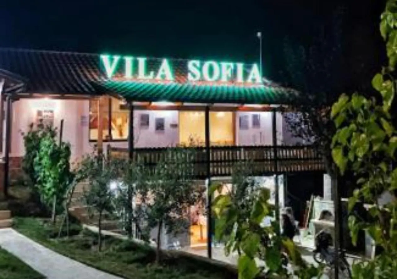 Vila Sofia Gllava - Resort Memaliaj Πανσιόν