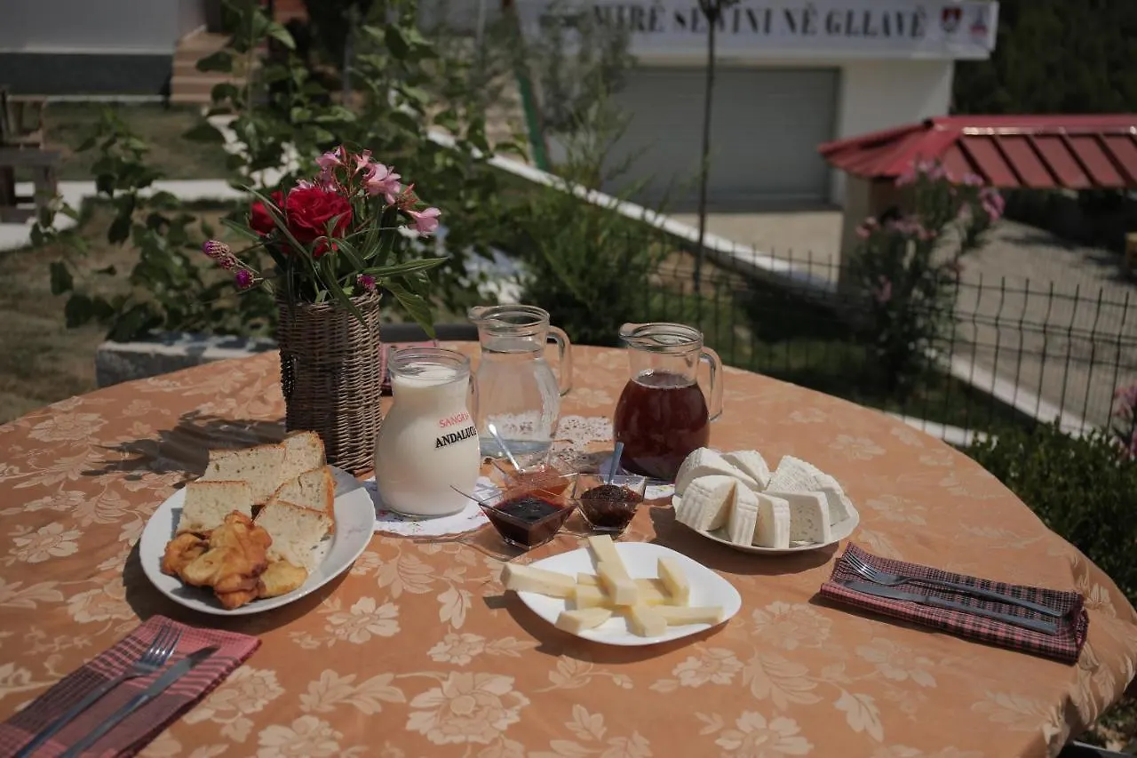 Vila Sofia Gllava - Resort Memaliaj Guest house