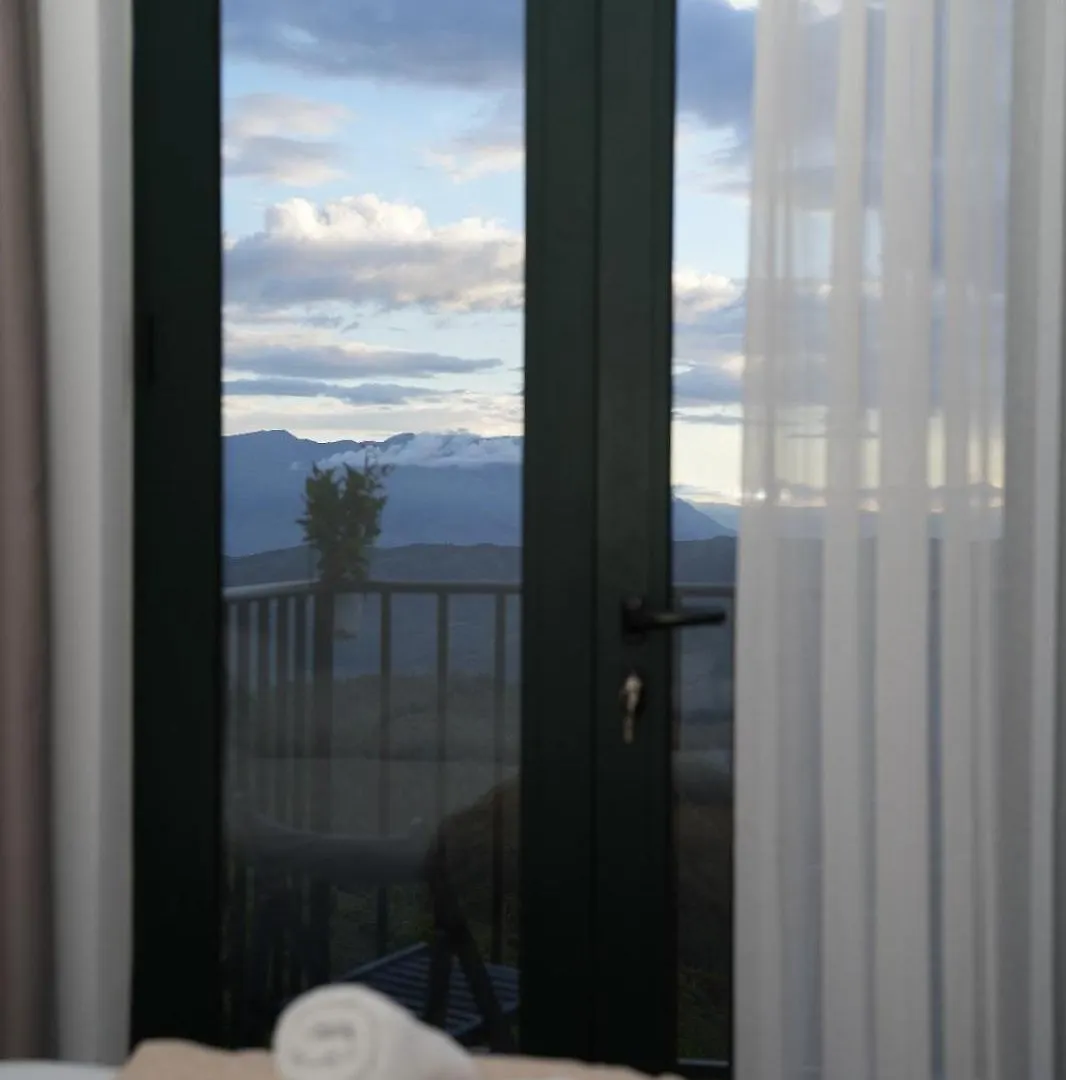 Vila Sofia Gllava - Resort Memaliaj Guest house